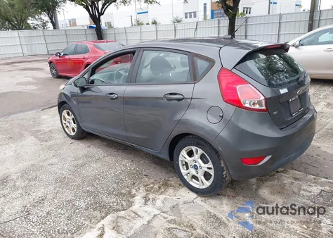 2015 Ford Fiesta Se из США, поврежденный, VIN 3FADP4EJ8FM176053
